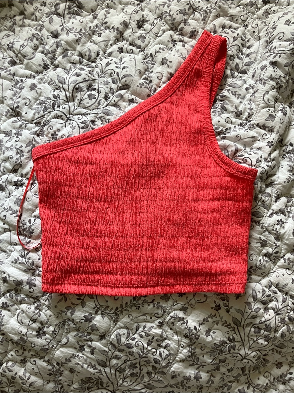 American Eagle Outfitters One-Shoulder Ribbed Crop Top - Coral Red